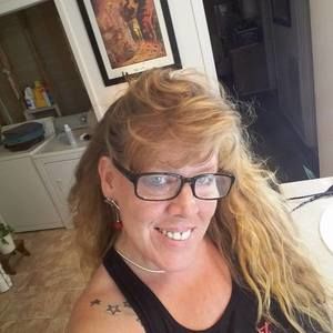 Meet your Posher, Whitney